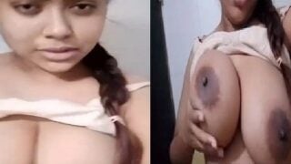 Huge Boobs Desi Girlfriend Villages Xxx Shows